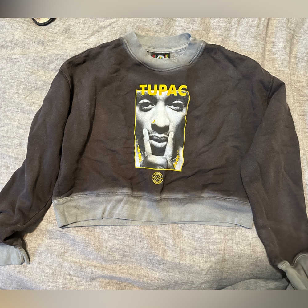 Cross Colours Tupac Hush Crop Sweatshirt - Black Ombre